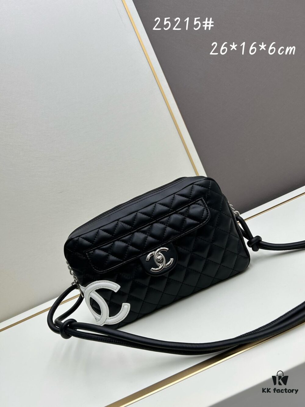 New Arrival with Box Words Fail! No Wonder So Many Are Searching for This Black and White Chanel Camera Bag