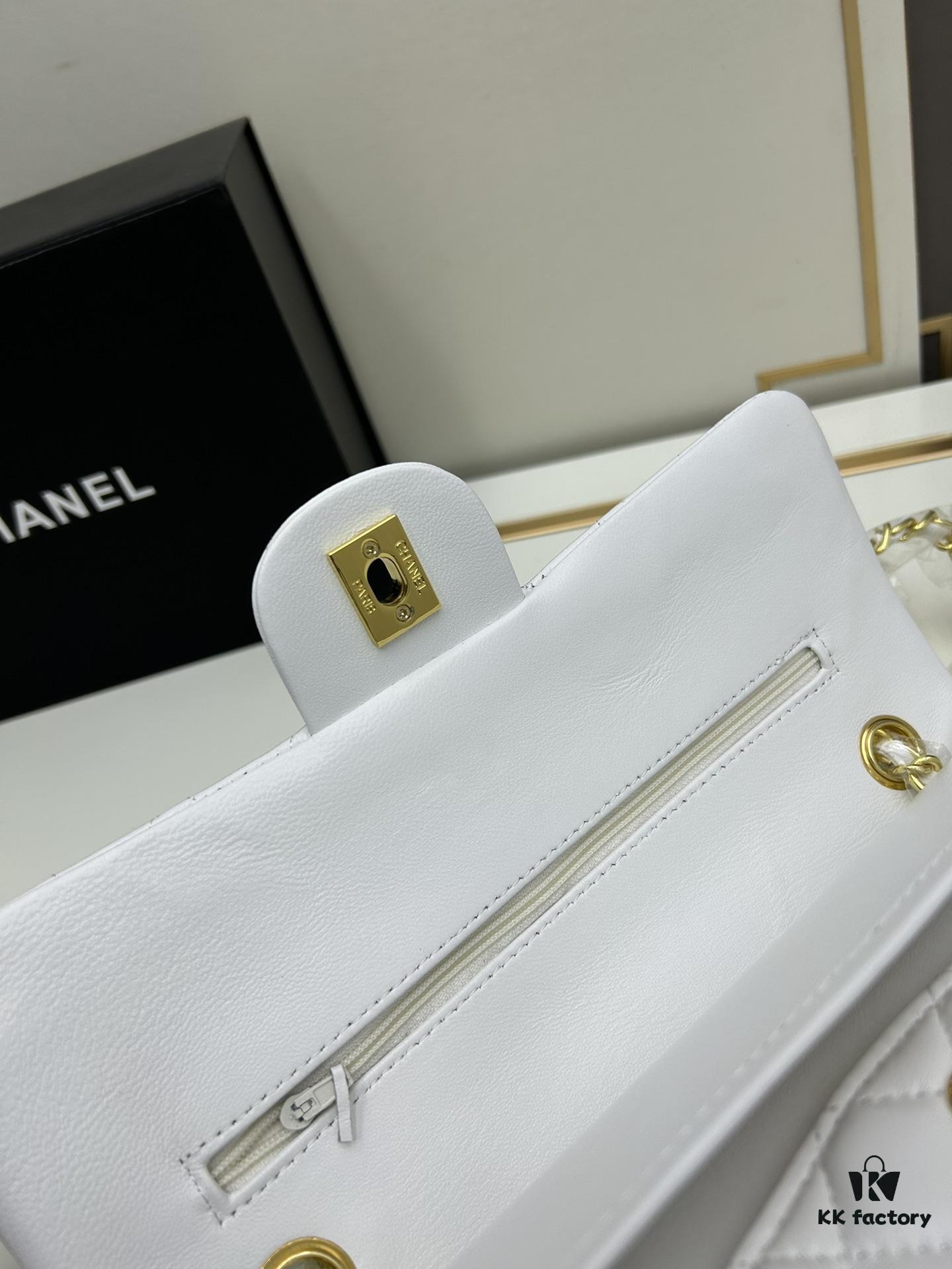 Chanel Classic CF1112 Lambskin Electroplated Hardware with Glazed Finish, Premium Cowhide Gold Tone Clasp