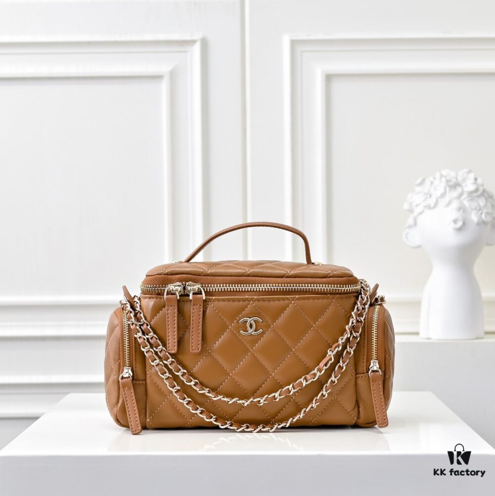 CHANEL 24K New Camera Bag - Elegantly Crafted with Lambskin and Metallic Chain