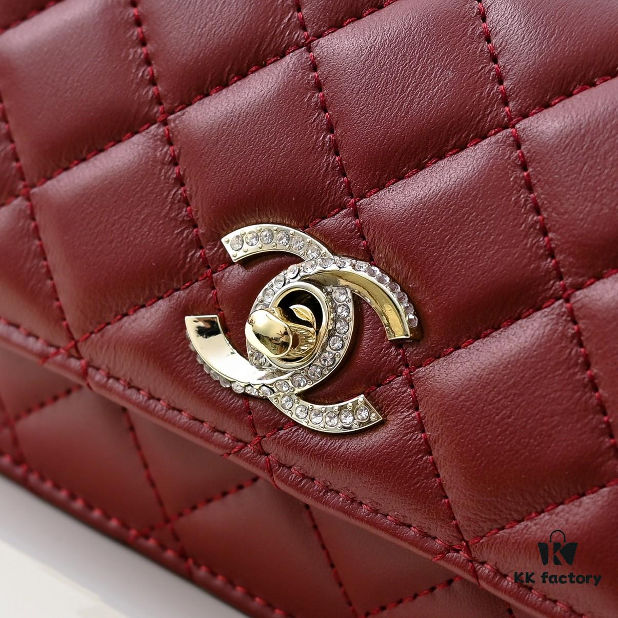 CHANEL 2024 Fall/Winter New Arrival Genuine Lambskin WOC with Metallic Rhinestone Handle, Stylish and Elegant – Can Be Carried by Hand or Worn Crossbody