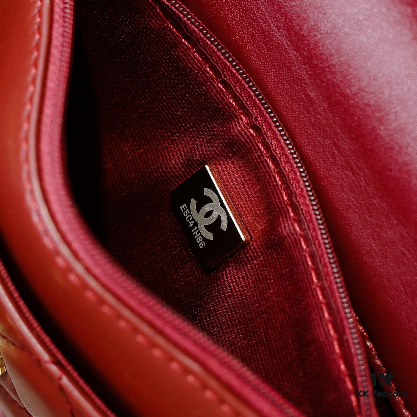 CHANEL 2024 Fall/Winter New Arrival Genuine Lambskin WOC with Metallic Rhinestone Handle, Stylish and Elegant – Can Be Carried by Hand or Worn Crossbody