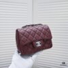 Double Eleven Special Price ¥ No Returns or Exchanges Burgundy Red Chanel Inspired Bike Bag Made from Premium Cowhide Original Pattern One-to-One Replication Excellent Texture and Craftsmanship Camera-Shaped Design Combines Art and Functionality Classic Design Unbeatable Elegance and Fullness High Quality at Low Price Model Number: 1115 Size: 17.5*13*5 cm
