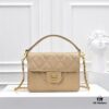 Medium 👑 CHANEL 24K Fall/Winter New Arrival Caviar Leather Handbag with Unique Texture – Detachable Strap for Crossbody or Handheld Wear