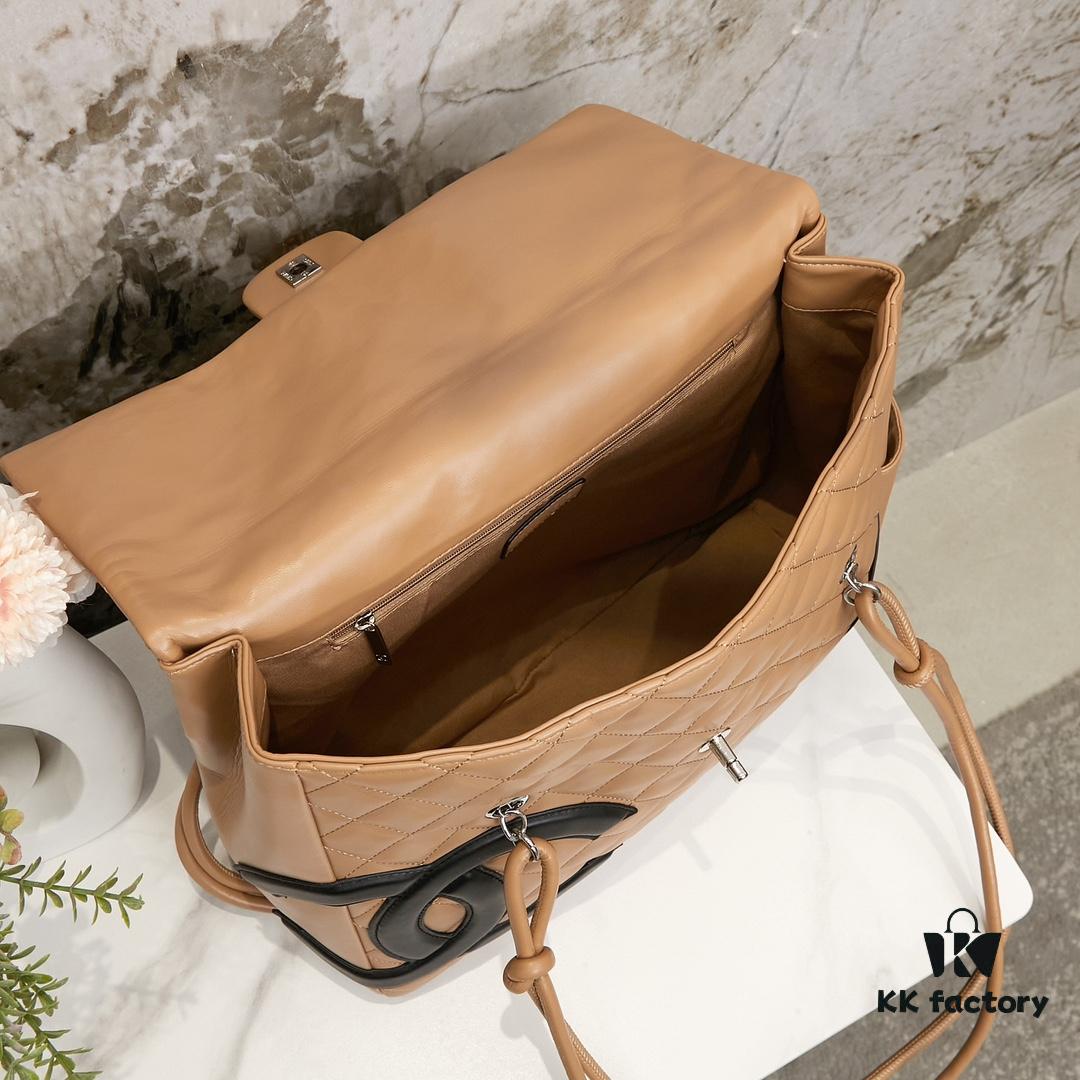 New Arrival CHANEL: 24A Spring Vintage Handbag 🌹💕 ... 2024 Brand New Ultimate Version! A Timeless Classic Reborn – The Vintage 'Vegetable Basket' Bag, Once Ranked Among the World's Top 50 Most Desirable Bags, Gained Fame by Being Carried by Miss Hilton. Already Discontinued at Official Boutiques – Unavailable Even with Money [Smile]. Exclusively Sourced from a Vintage Store. ZP-Developed Leather Material: European-Origin Haas Lambskin, Imported from Italy, with 24K Thick Gold-Plated Steel Lock. Limited Stock, Frequently Out of Stock. The Entire Bag’s Feel and Quality Perfectly Matches the Authentic Version ✔ Dimensions 37x28x10, Model No. 9959