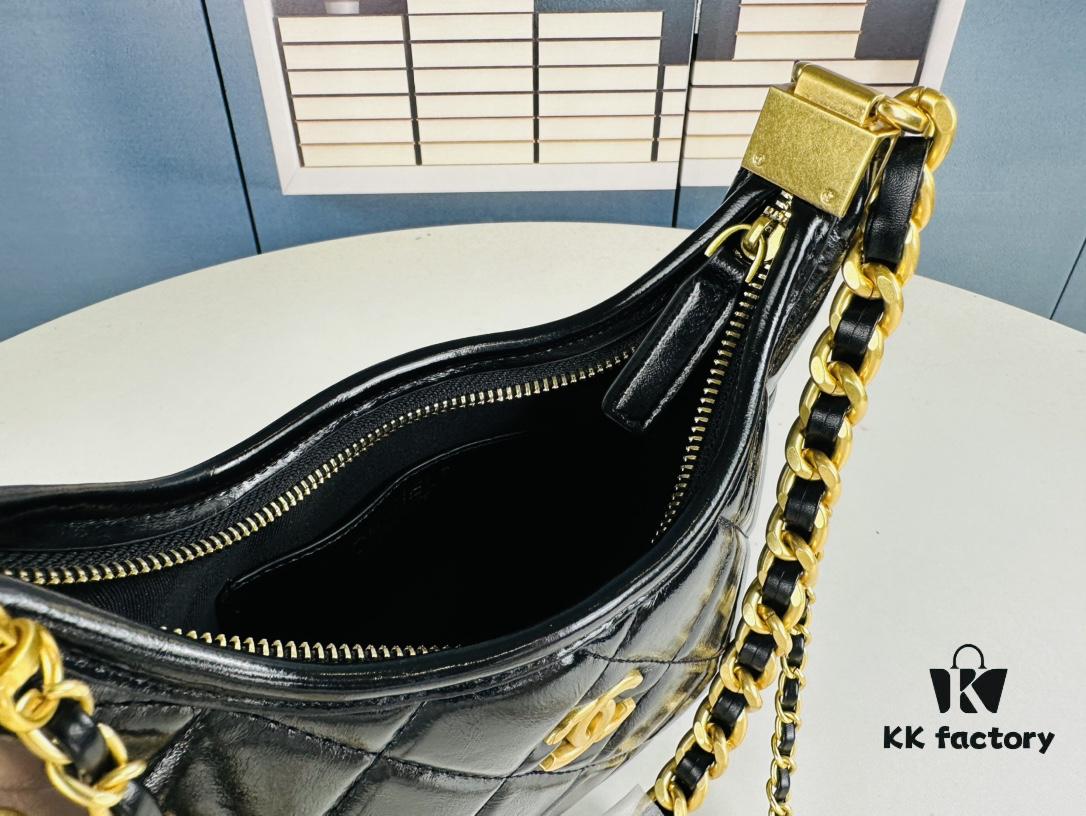 New Arrival Mini Batch No Filter | Today's Must-Have: Chanel 24A Hobo 🖤