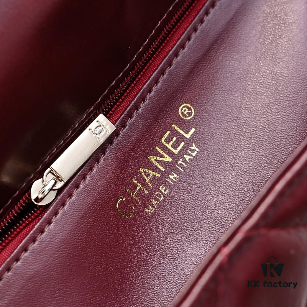 Large Size 👑 Chanel 24B New Collection Top-Grain Waxed Leather Bag with Braided Metal Chain Handle