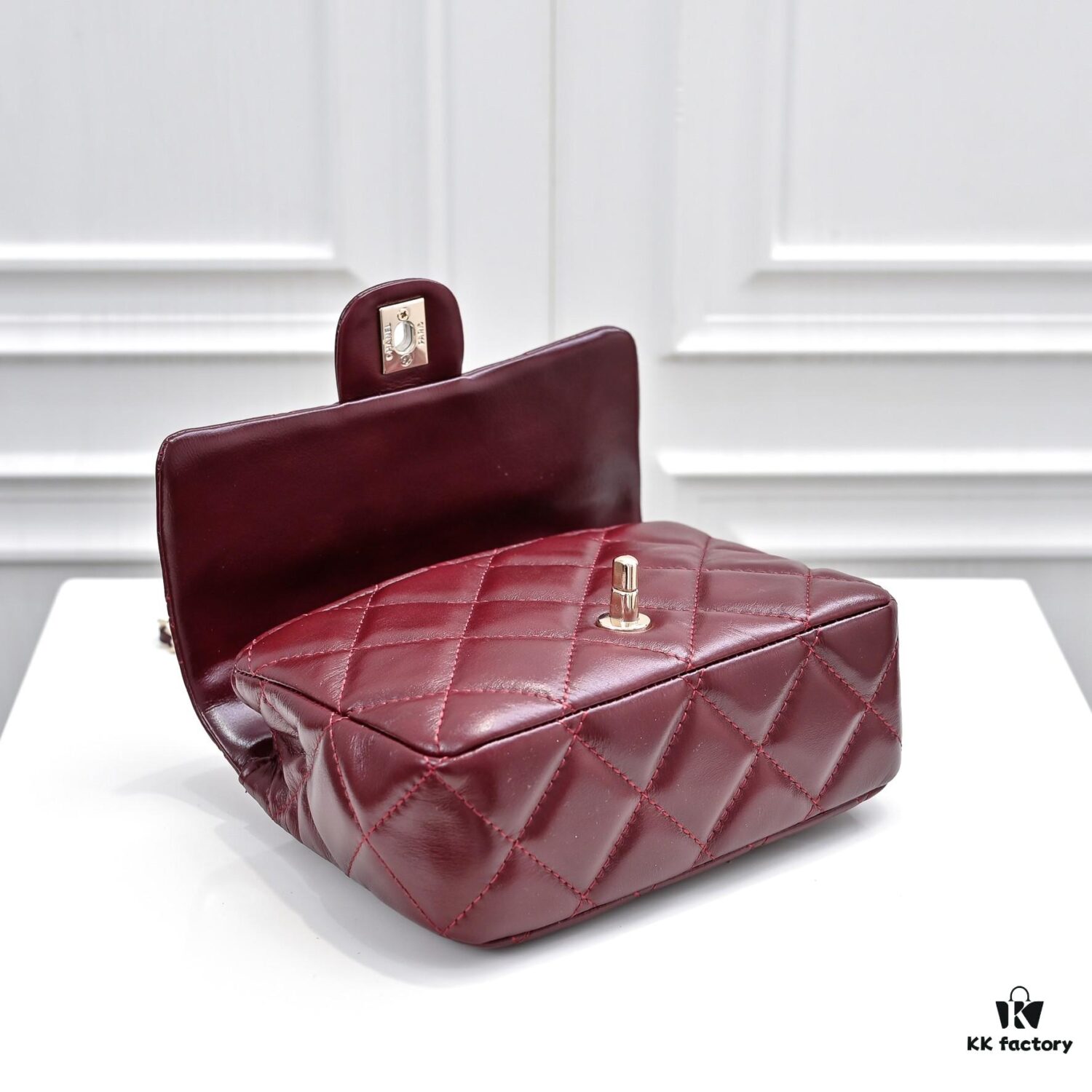 Mini Chanel 24B New Collection WOC. Top-Grain Oil-Waxed Leather, Beauty Meets Durability, Braided Handle Reaches New Heights – 'Braided' Metal Chain Handle Composed of Three Separate Chains Forming a Fixed Integrated Handle