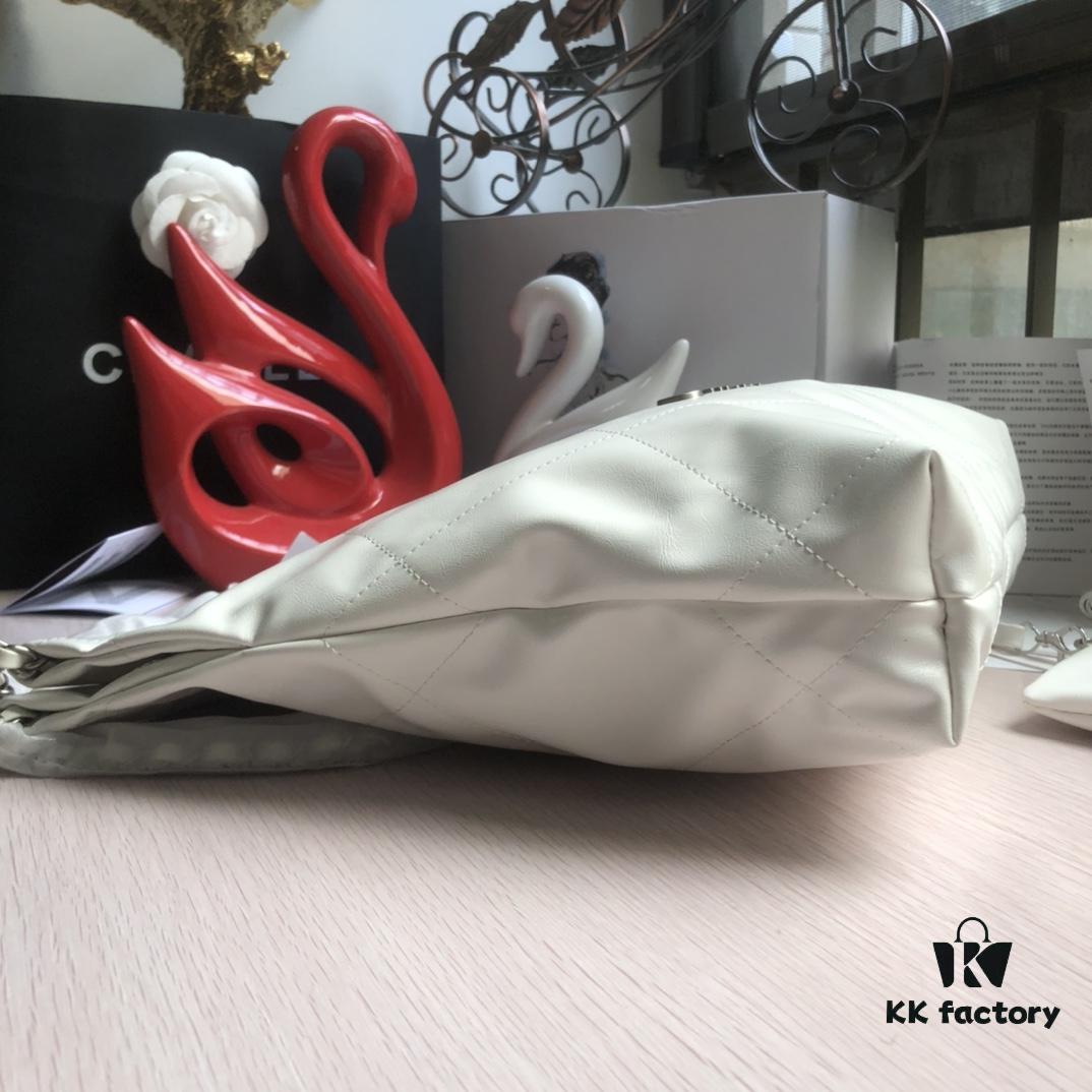 Exclusive Launch, High Quality, Premium Replica Style – In Stock! 2022 Spring New Arrival – The Hottest and Most Desired Collection of the Season: The '22 Bag' Series