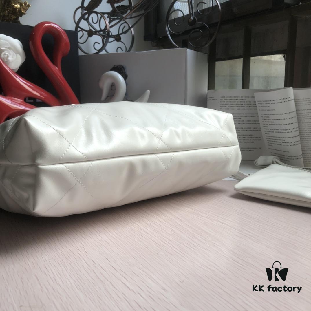 Exclusive Launch, High Quality, Premium Replica Style – In Stock! 2022 Spring New Arrival – The Hottest and Most Desired Collection of the Season: The '22 Bag' Series