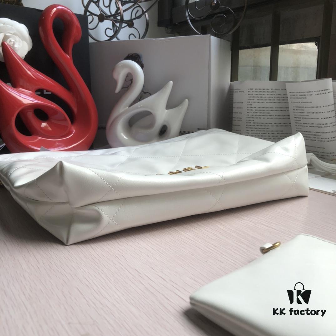 Exclusive Launch High Quality Comparable to Original Single 2022 Spring New Arrival In Stock! This Season's Hottest and Most Desirable Series – Introducing the '22 Bag': Calfskin Collection