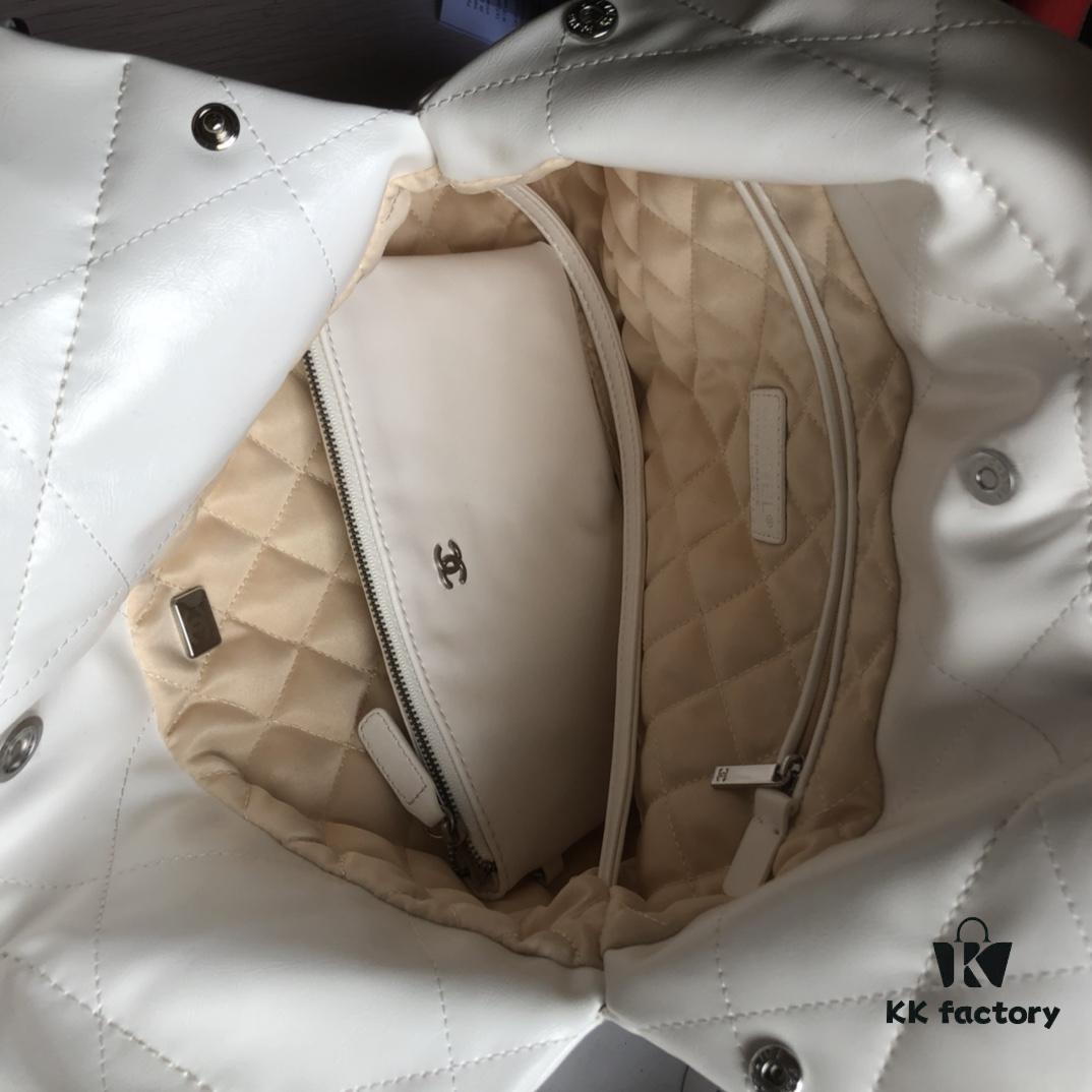 Exclusive Launch, High Quality, Premium Replica Style – In Stock! 2022 Spring New Arrival – The Hottest and Most Desired Collection of the Season: The '22 Bag' Series