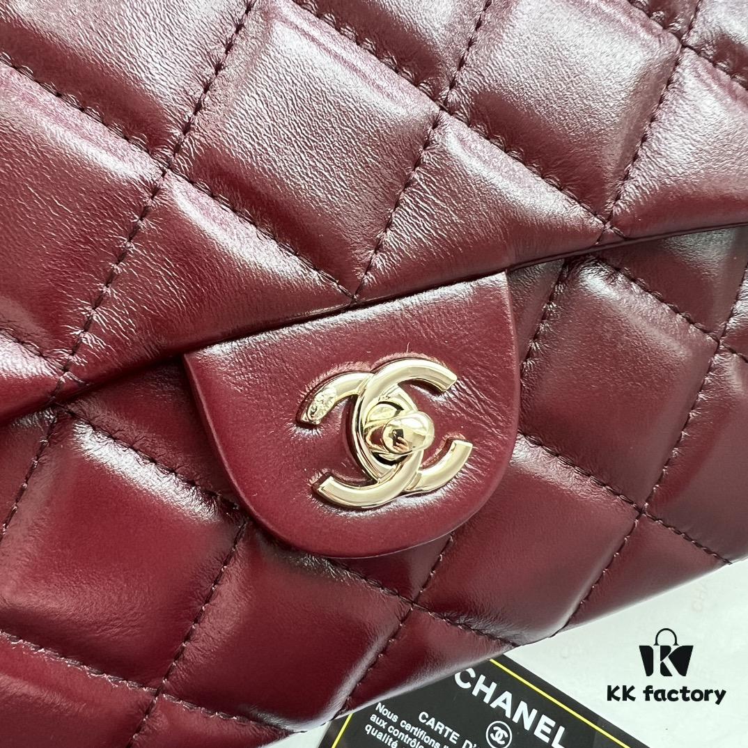 Chanel 24B New Collection Top-Grain Oil-Waxed Leather Bag with Braided Metal Chain Handle