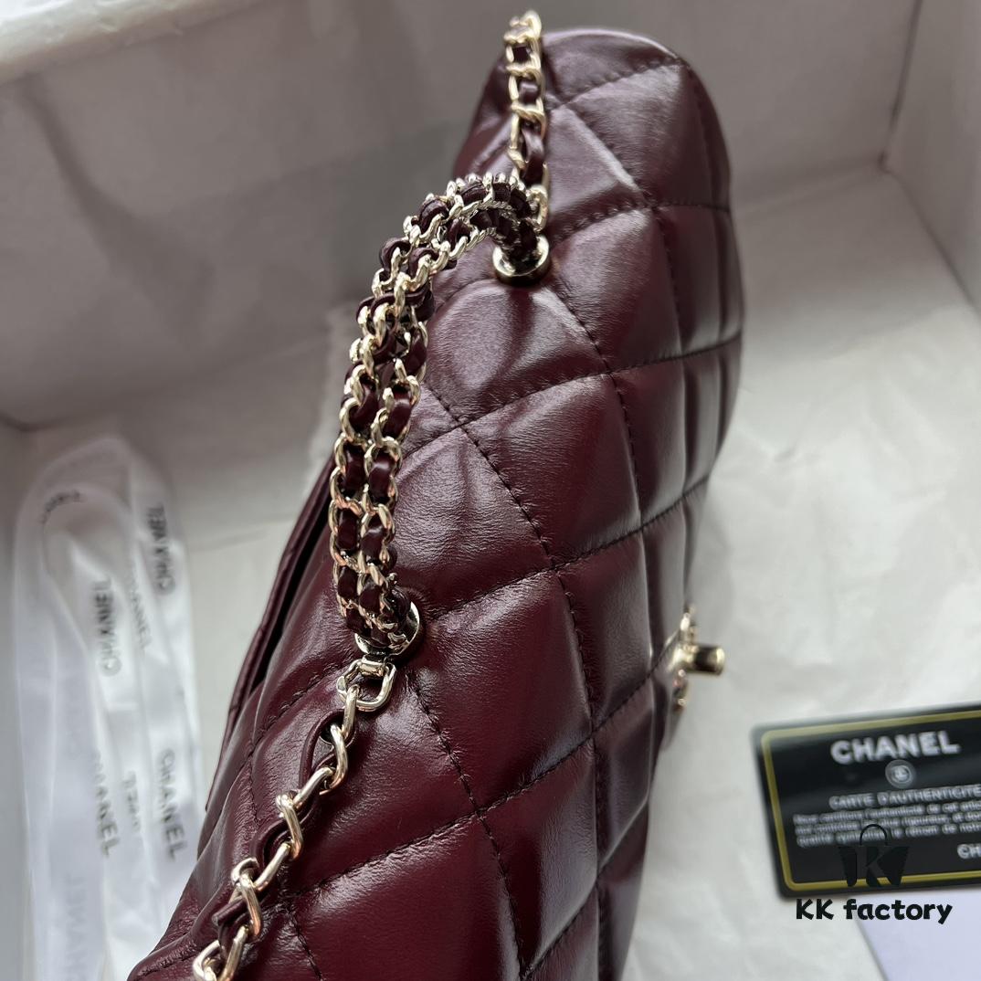 Chanel 24B New Collection Top-Grain Oil-Waxed Leather Bag with Braided Metal Chain Handle