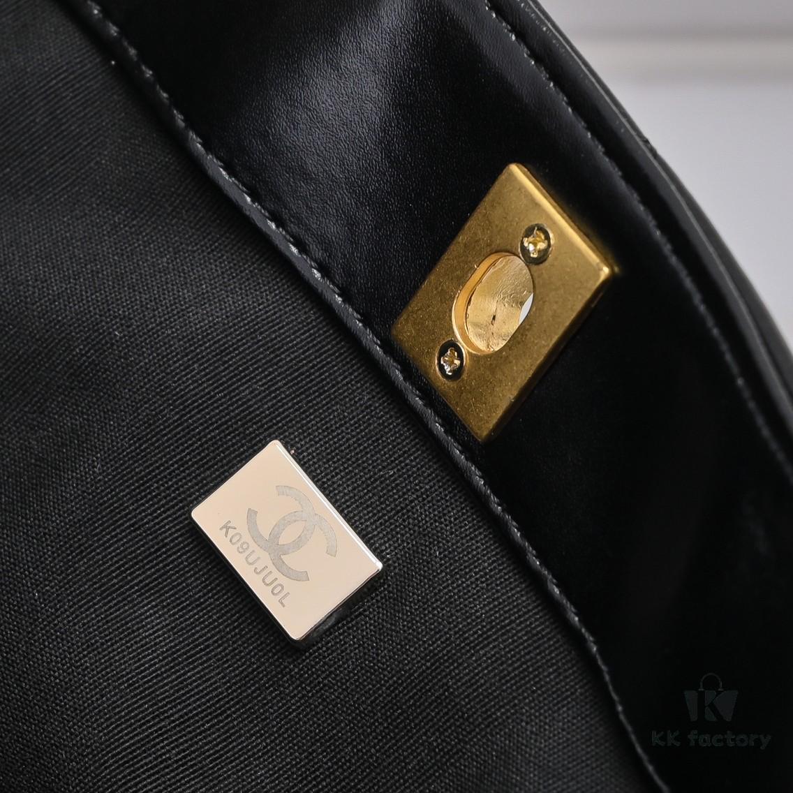 Chanel 24B Coarse Chain Hobo Crossbody Bag, Top Grain Leather CF Shoulder Bag