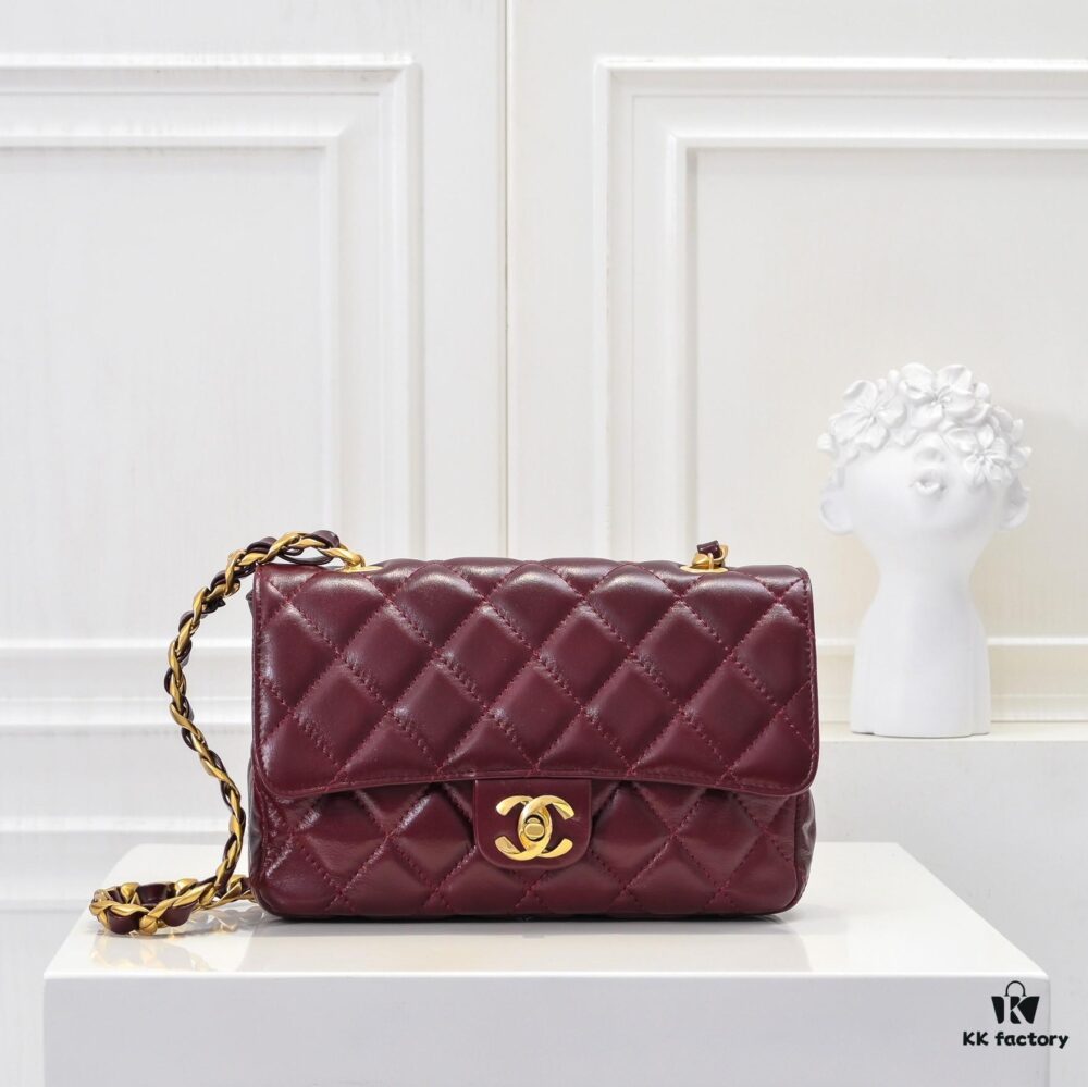 Chanel 24B Coarse Chain Underarm Bag, Top Grain Leather CF Shoulder Bag