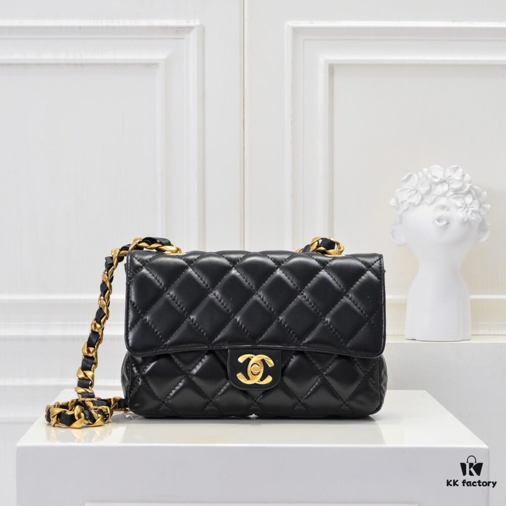 Chanel 24B Coarse Chain Underarm Bag, Top Grain Leather CF Shoulder Bag