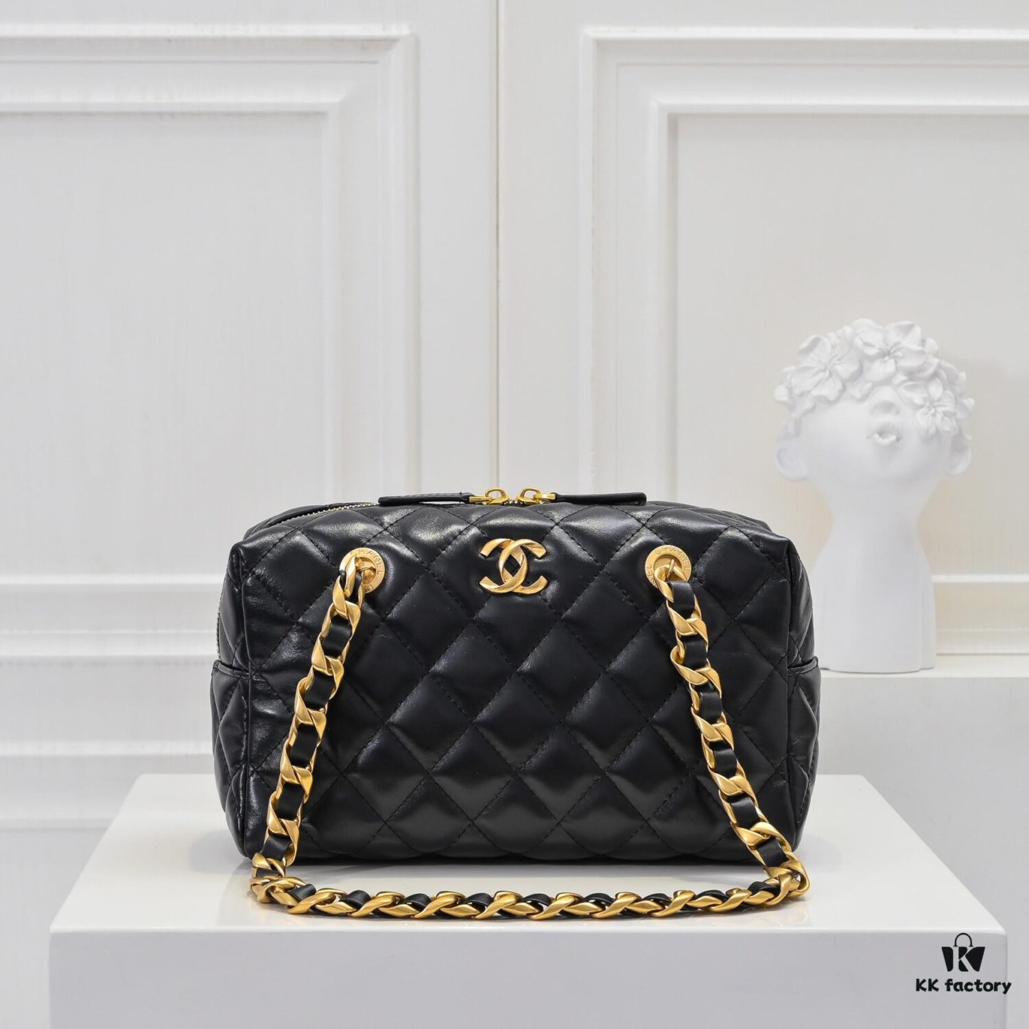Chanel 24B Thick Chain Pillow Bag, Top-Grade Cowhide, Elegant and Charming Black Shoulder Bag with CC Logo and Black-Gold Woven Chain
