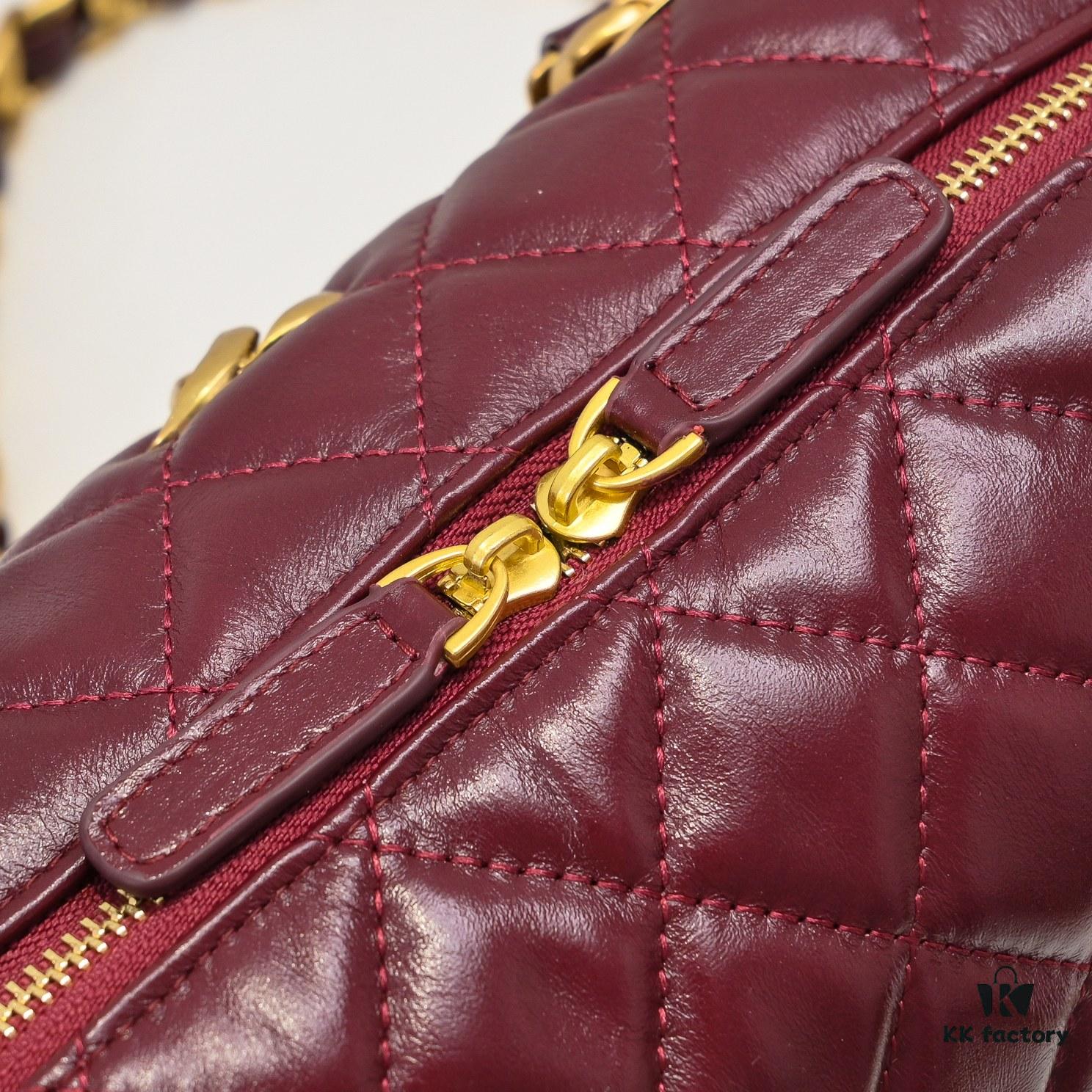 Chanel 24B Coarse Chain Pillow Bag, Top-Grade Cowhide, Shoulder Bag with Elegant and Charming Design