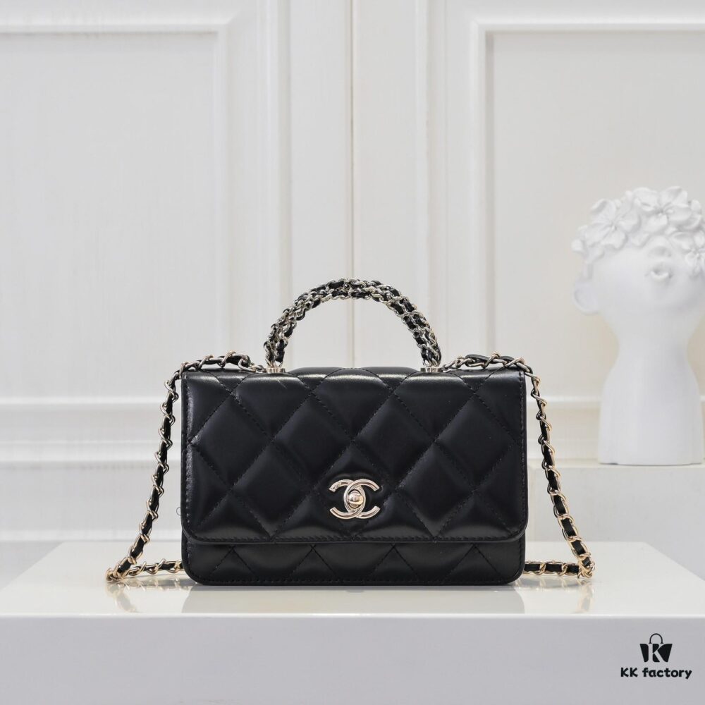 Large Size 👑 Chanel 24B New Series WOC, Top-Grain Oil-Waxed Leather with Braided Chain Handle
