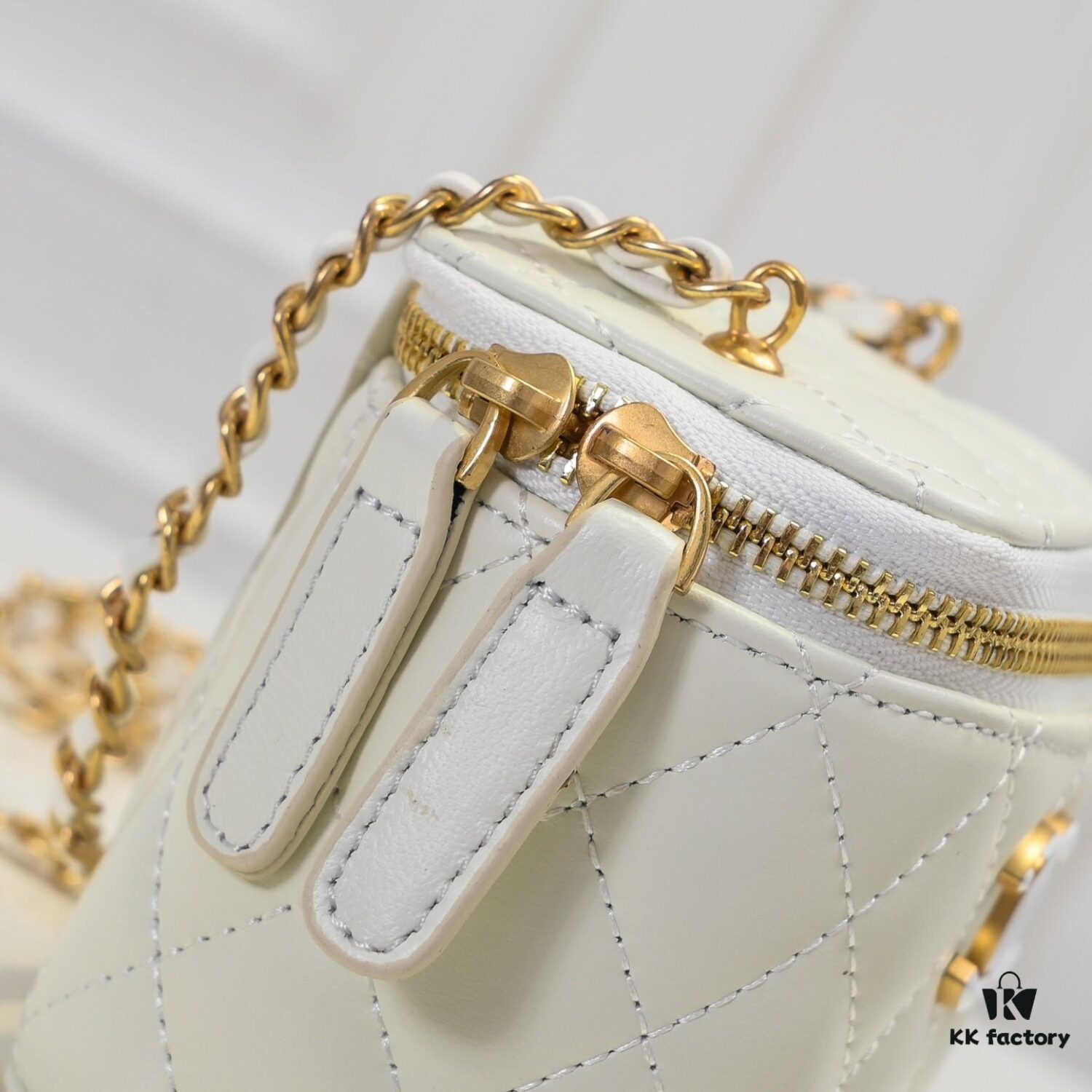 Small Chanel 24A New Double C Enamel Buckle Makeup Pouch, Exquisitely Crafted in Imported Lambskin