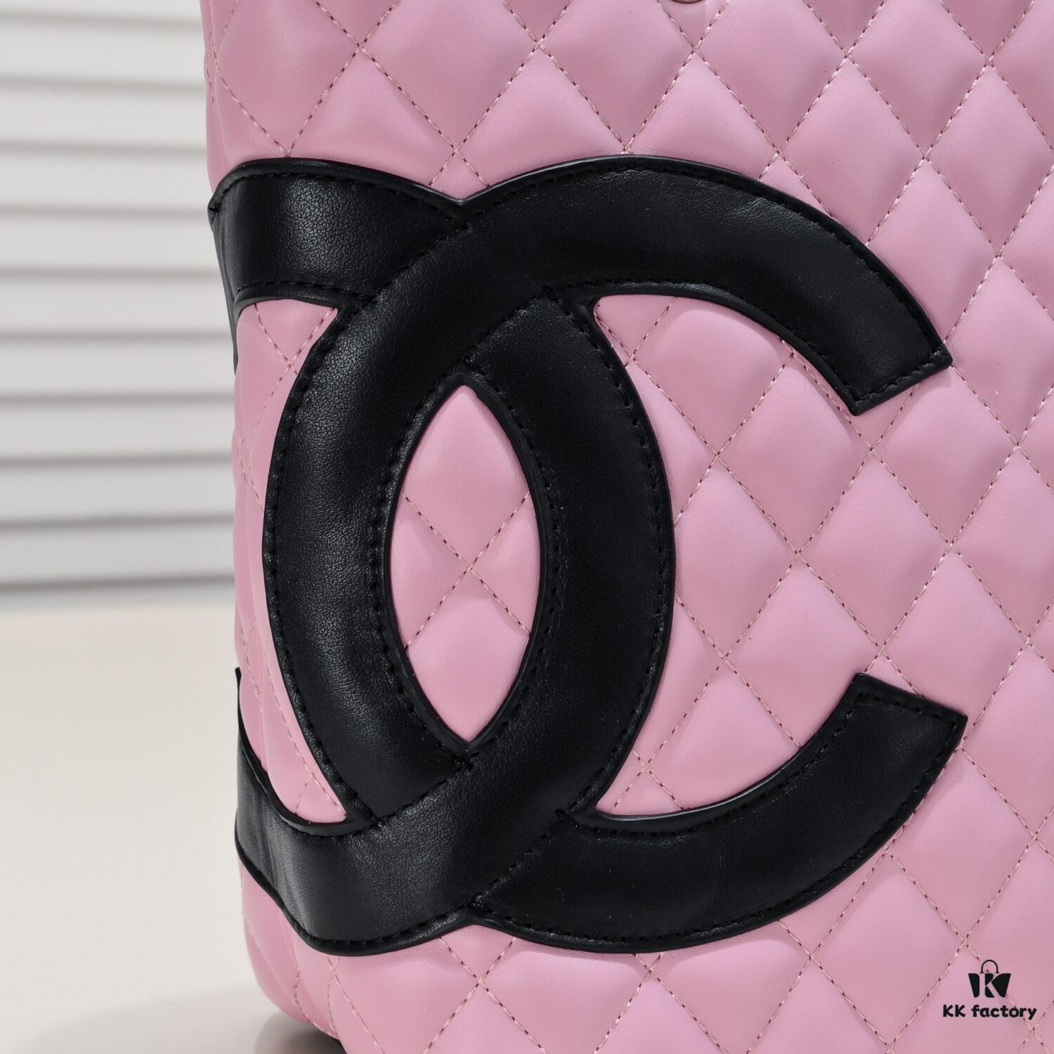 CHANEL 24A Spring/Summer Vintage Bag - 2006 Brand New Deluxe Edition! Classic 'Vintagep Basket' Reissue