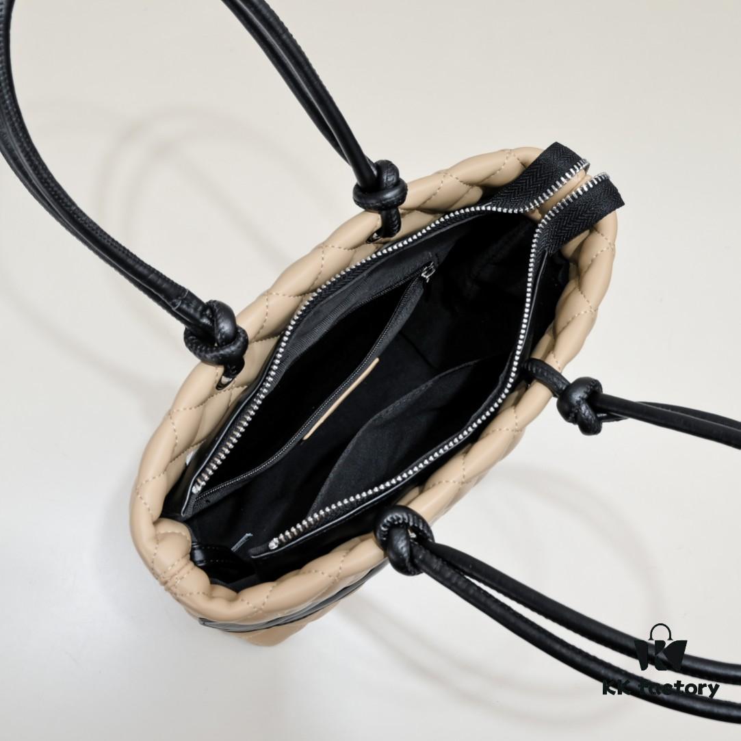 CHANEL 24A Spring/Summer Vintage Bag – Rare 2006 Never-Used Limited Edition! Iconic 'Hilton Basket' Design