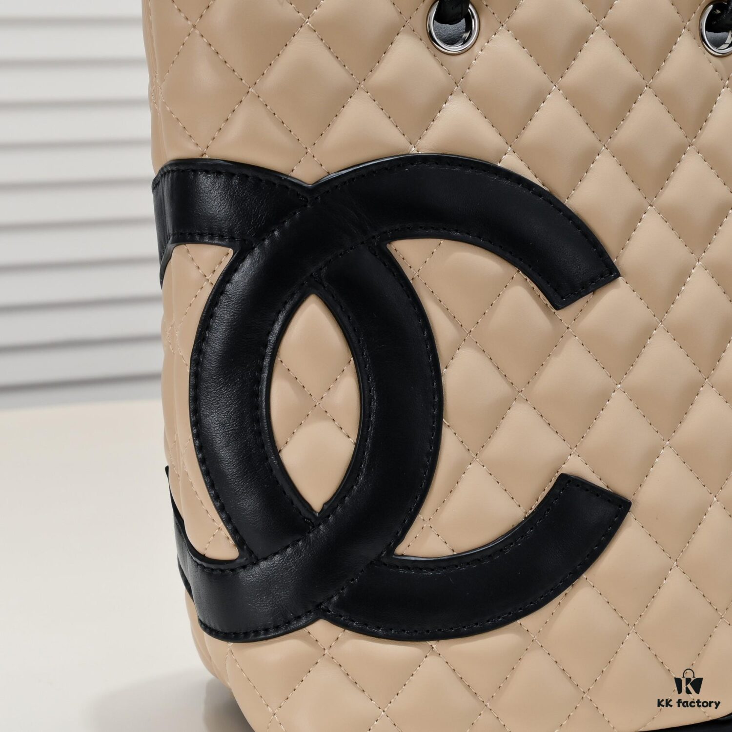 CHANEL 24A Spring/Summer Vintage Bag – Rare 2006 Never-Used Limited Edition! Iconic 'Hilton Basket' Design