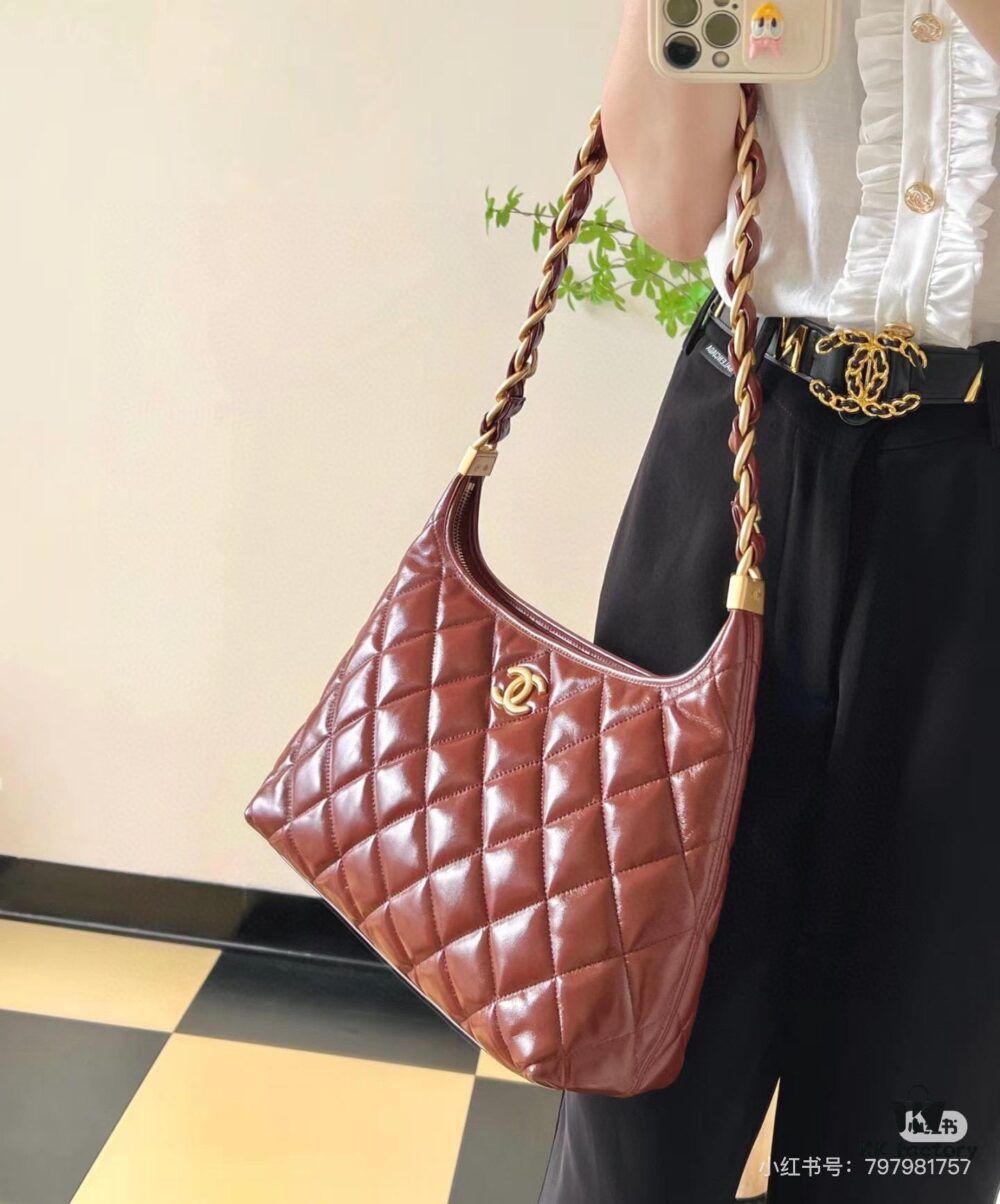 New Large Size Unfiltered Batch | Today's Must-Have: Chanel 24A Hobo ~ 🖤