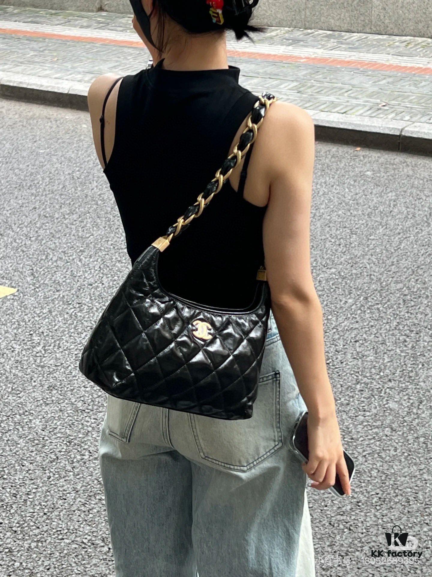 New Large Size Unfiltered Batch | Today's Must-Have: Chanel 24A Hobo ~ 🖤