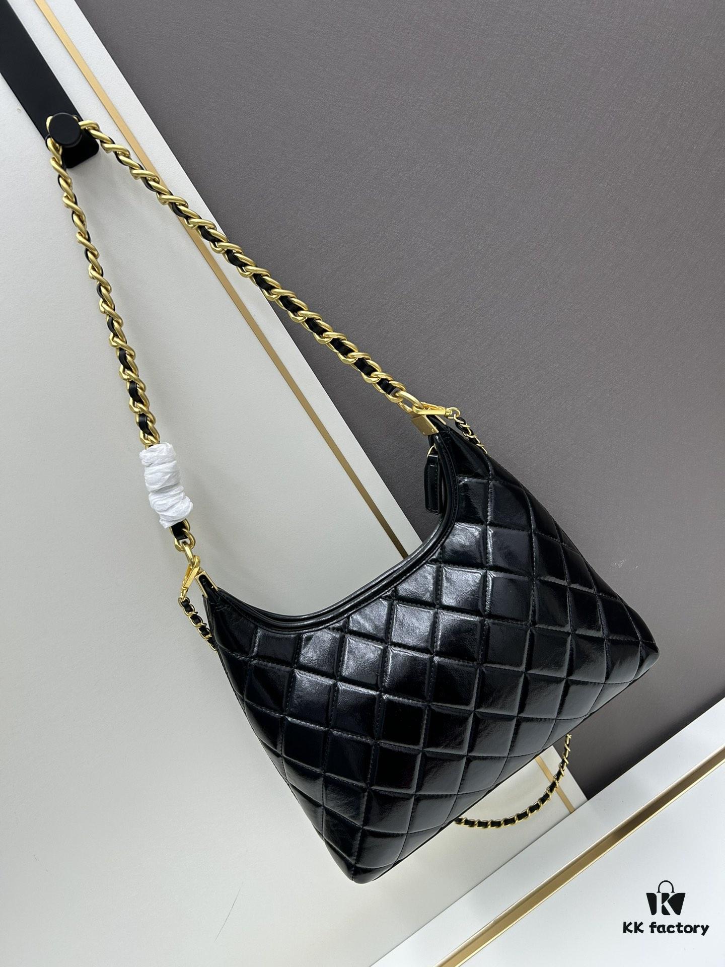 New Large Batch No Filter | Today's Must-Have: Chanel 24A Hobo 🖤