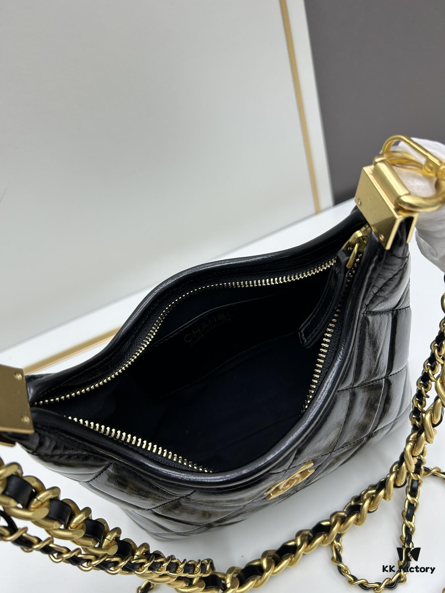 New Arrival Mini Unfiltered | Today's Must-Have: Chanel 24A Hobo ~ 🖤