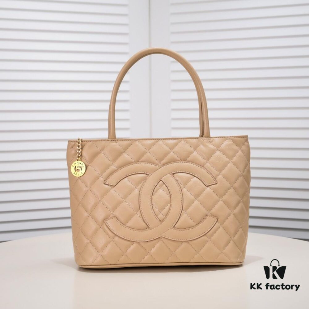 CHANEL: 2022 Brand New Ultimate Version! Vintage Hilton Bag – A Timeless Classic Reborn