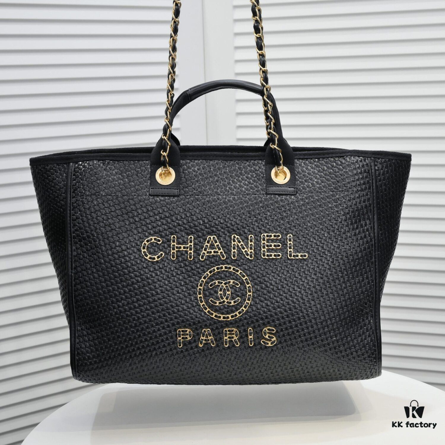 Chanel｜2021 New Straw Woven Beach Bag 🏖️ Raffia Shopping Tote!