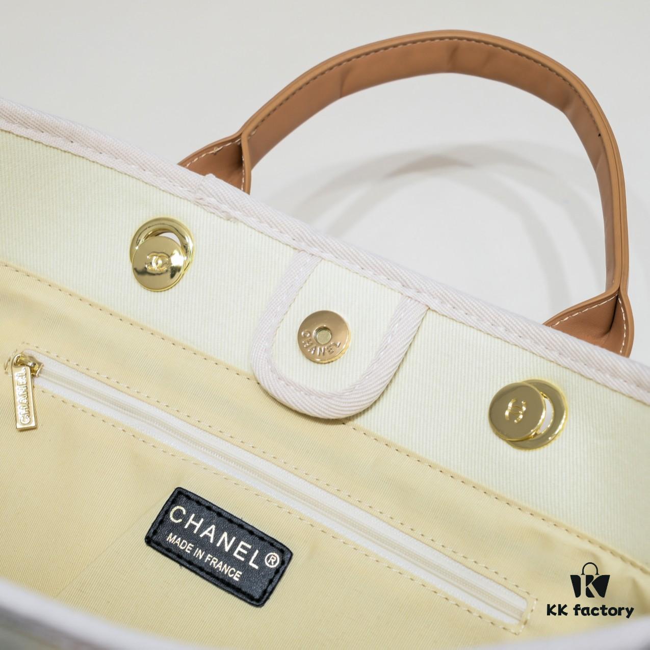 Chanel Tote Bag Spring and Summer Resort Style Canvas Beach Bag with Chain Stripes