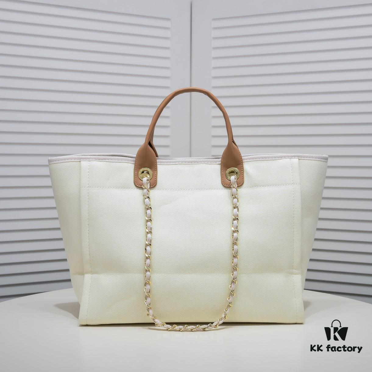 Chanel Tote Bag Spring and Summer Resort Style Canvas Beach Bag with Chain Stripes