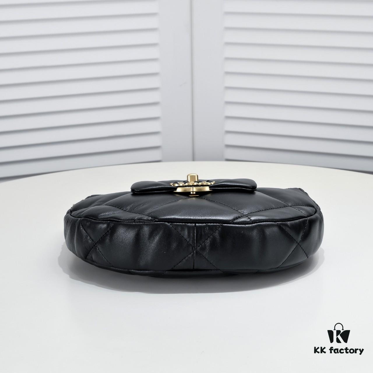 New Release‼️ CHANEL 19bag Collection 24C Pre-Spring Half-Moon Crossbody Bag