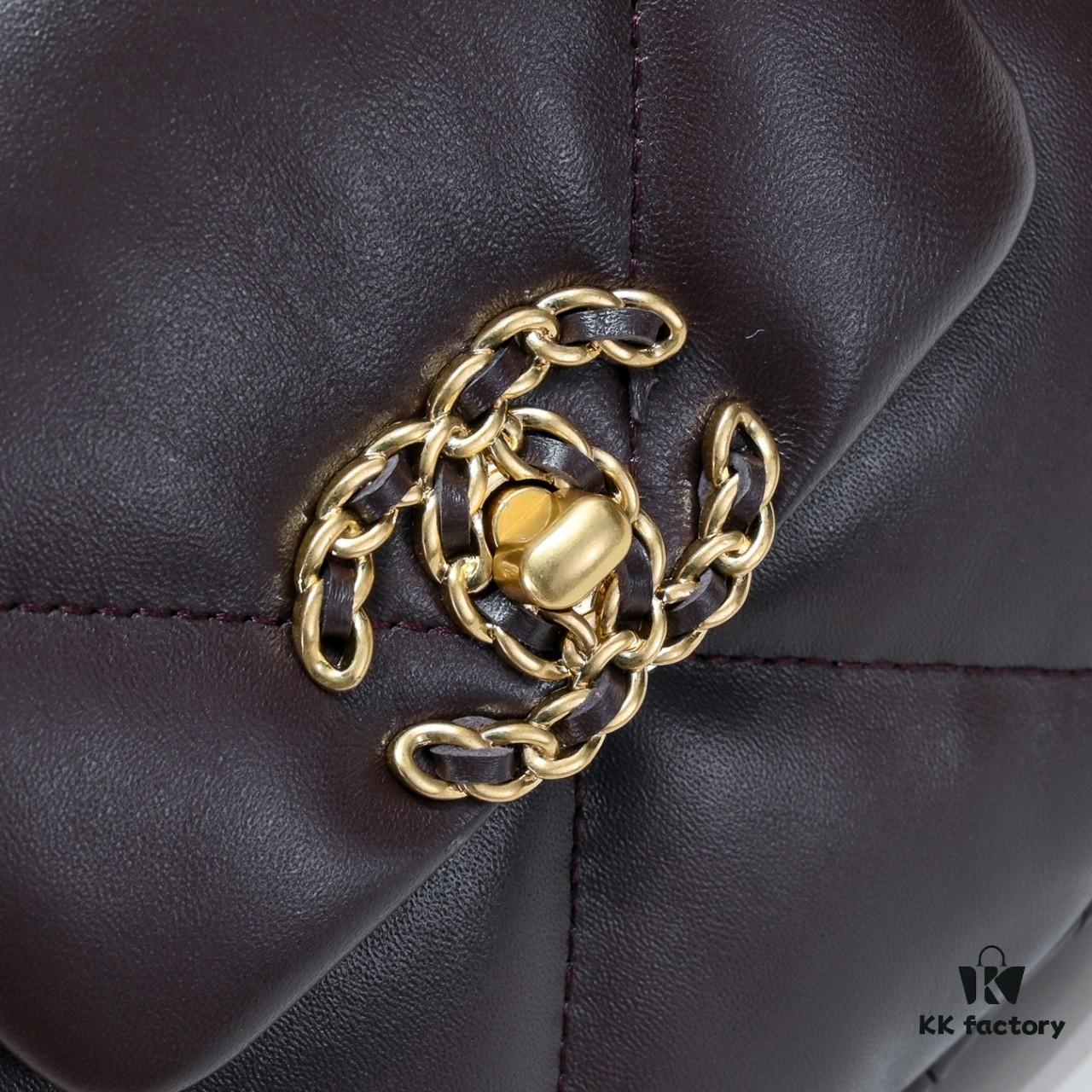 New Arrival‼️ CHANEL 19bag Collection 24C Pre-Spring Half-Moon Shoulder Bag