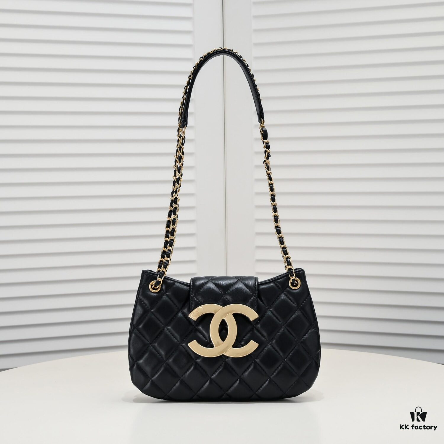 Chanel 24C Retro Large LOGO Hobo Bag in Black Lambskin