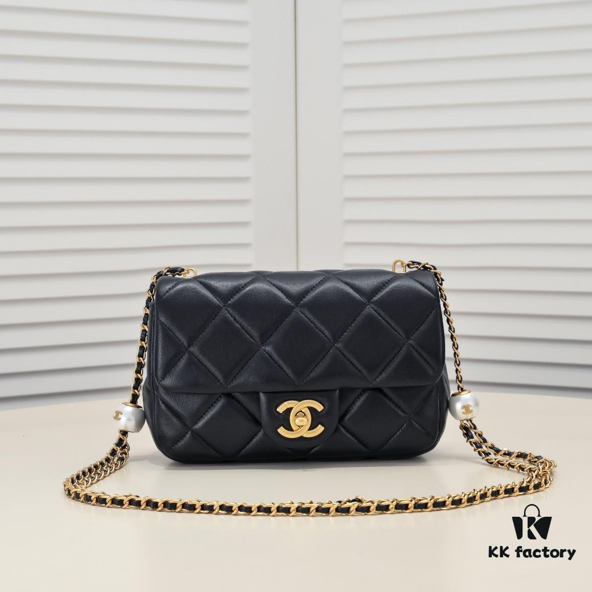 Chanel Genuine Lamb Leather Handbag - Original Quality, Classic Design