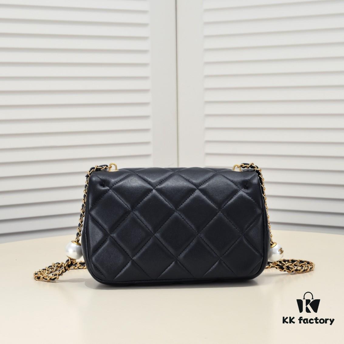 Chanel Genuine Lamb Leather Handbag - Original Quality, Classic Design