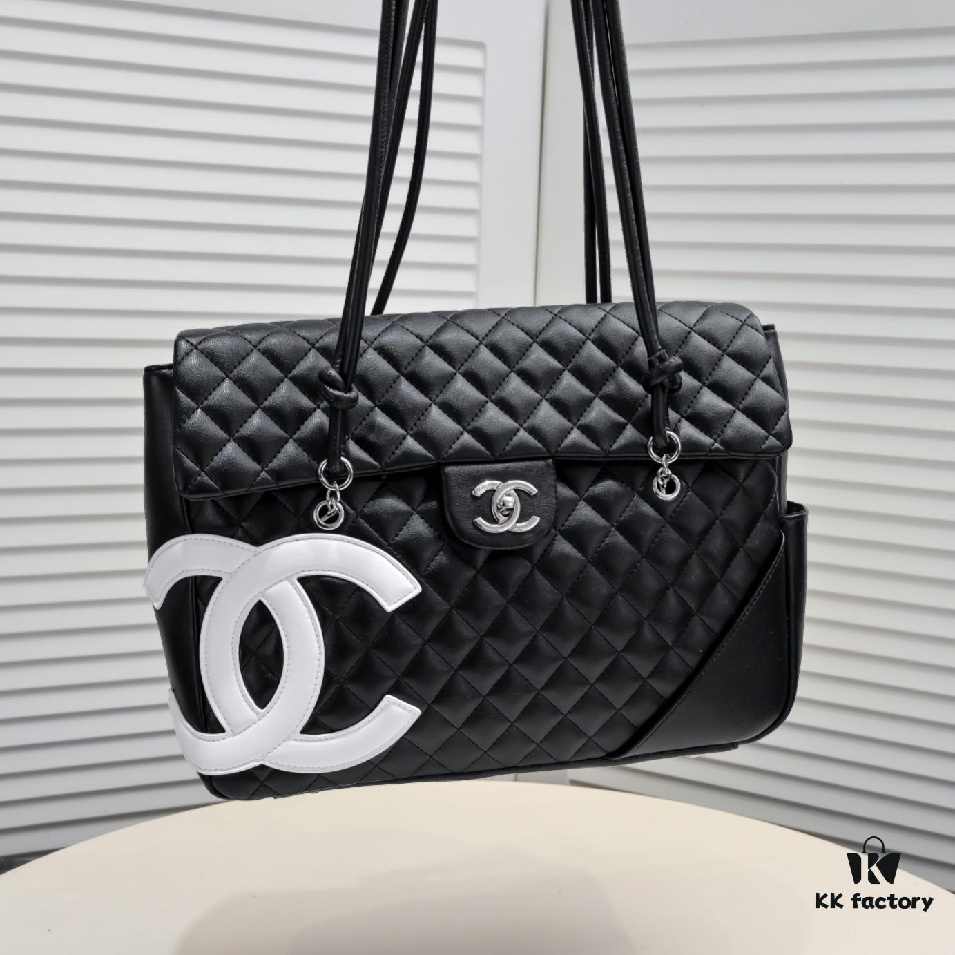 CHANEL 24A Vintage Spring Collection Caviar Quilted Tote Bag (Airport Bag) - Rare Pre-owned Exclusive Version from 2004