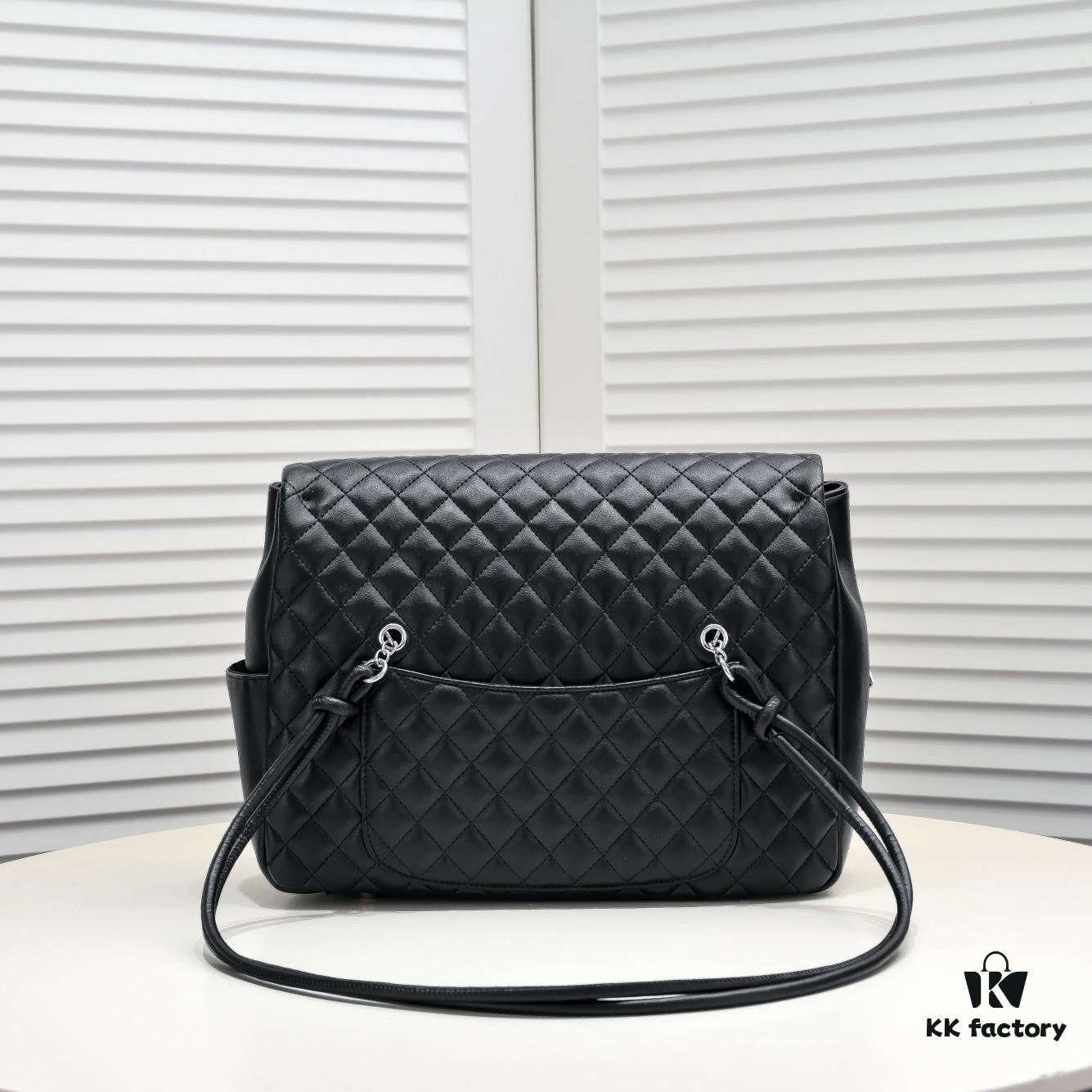 CHANEL 24A Vintage Spring Collection Caviar Quilted Tote Bag (Airport Bag) - Rare Pre-owned Exclusive Version from 2004