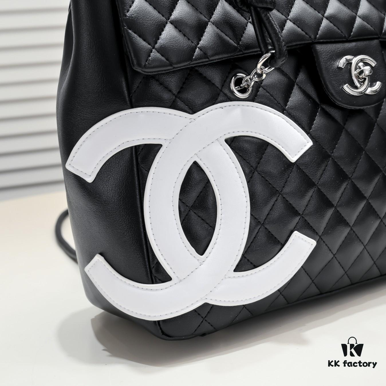 CHANEL 24A Vintage Spring Collection Caviar Quilted Tote Bag (Airport Bag) - Rare Pre-owned Exclusive Version from 2004