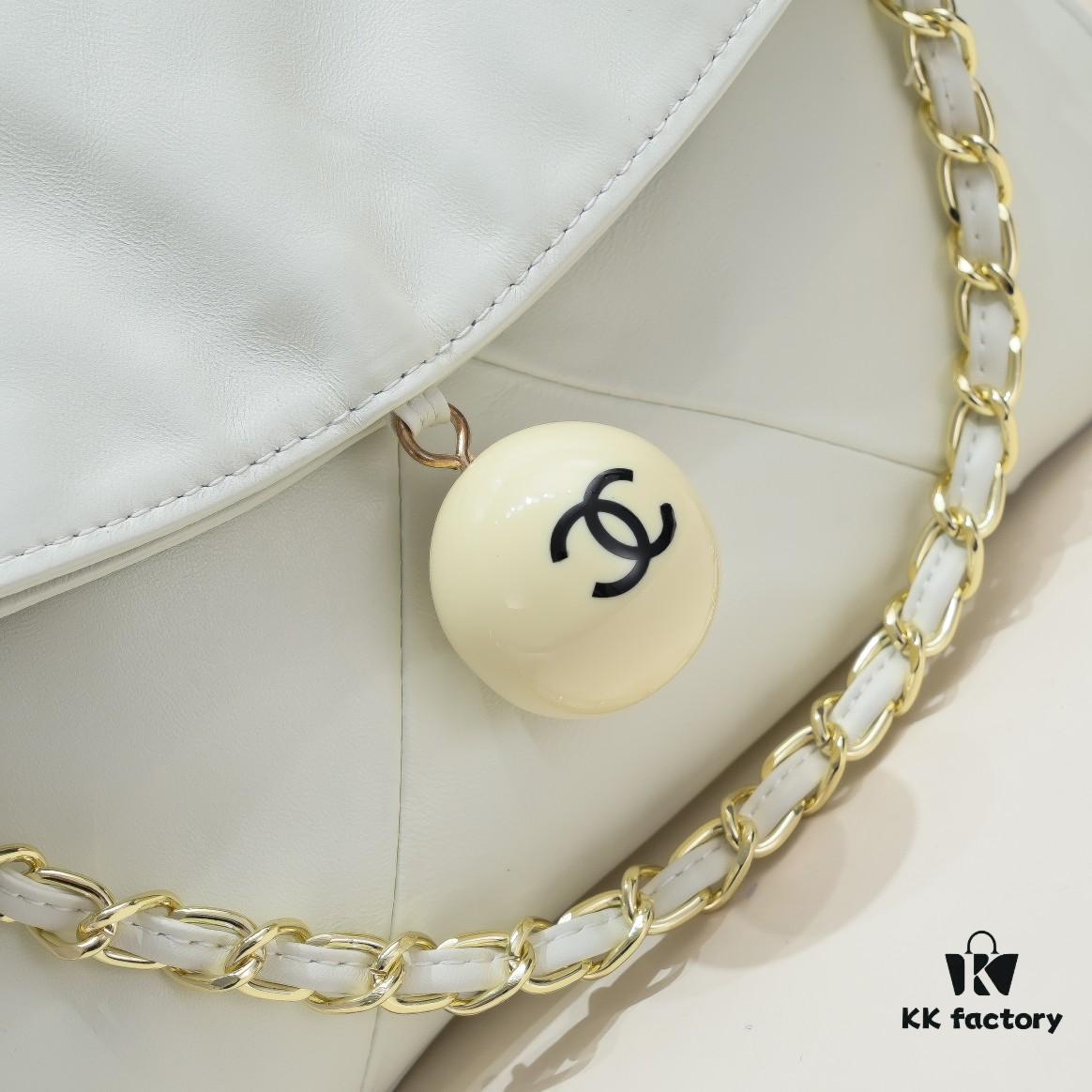 Chanel 24P Hobo Vintage Ping Pong Handbag, Dual-Use Practical Bag with Crossbody Leather-Chain Strap