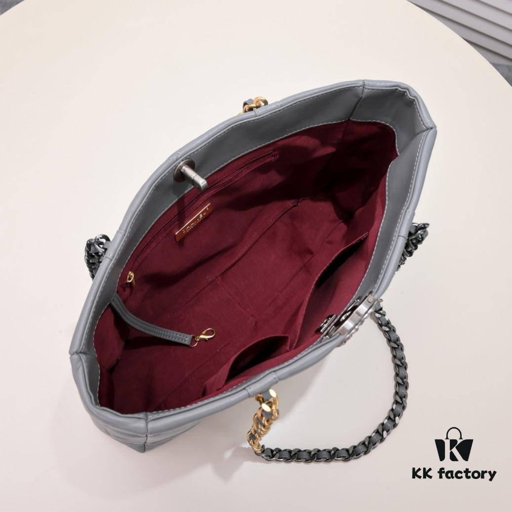 Mini CHANEL 22B 19BAG Tote Black Gold Italian First-Class GR Lamb Leather