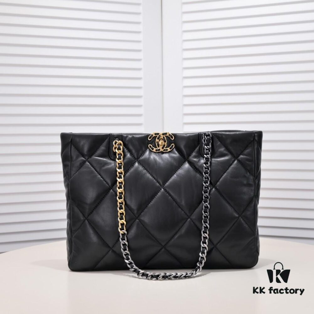 Large CHANEL 22B 19BAG Tote Black and Gold Italian GR Grade Lambskin