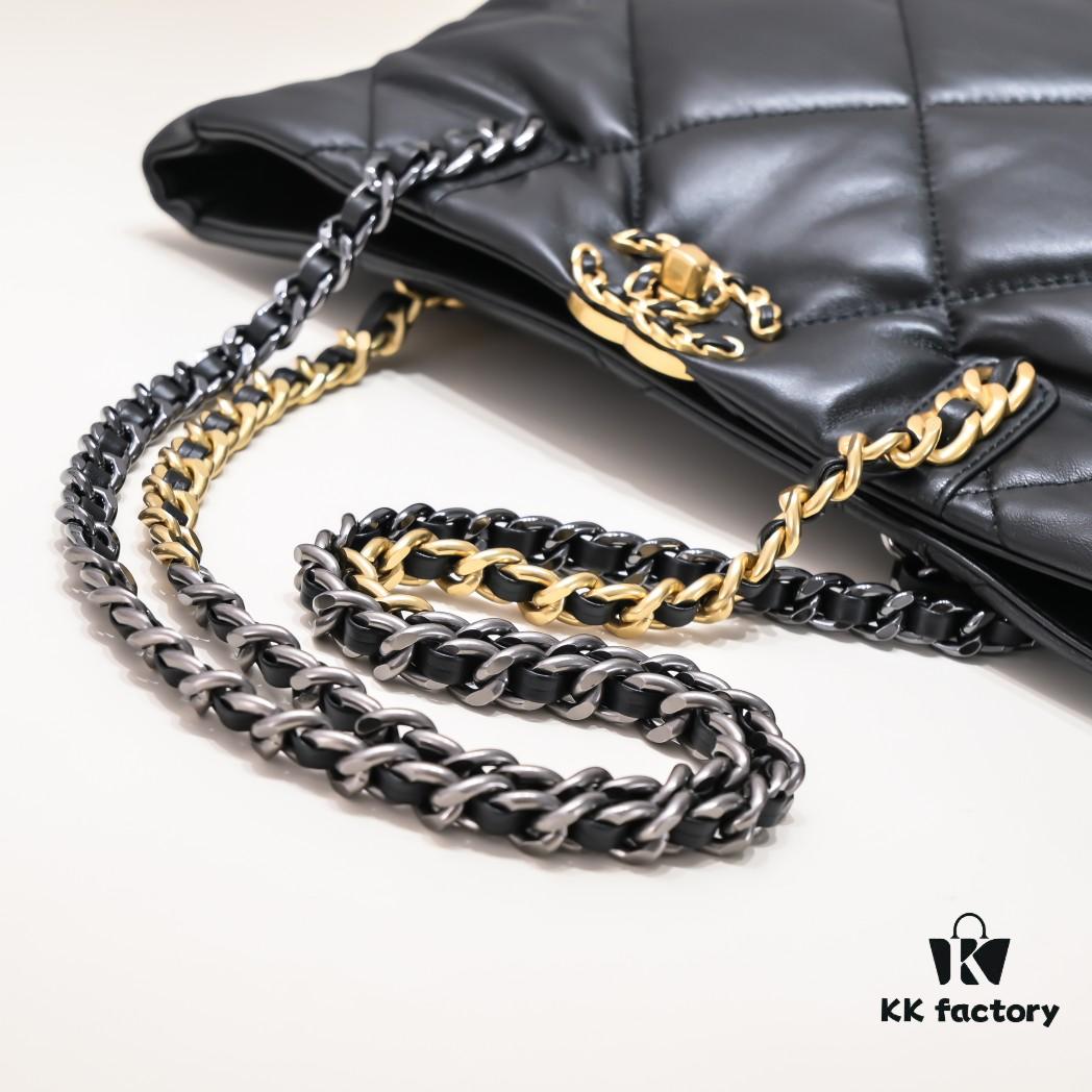 Large AS9088 CHANEL 22B 19BAG Tote Black Gold Italian First-Class GR Lambskin