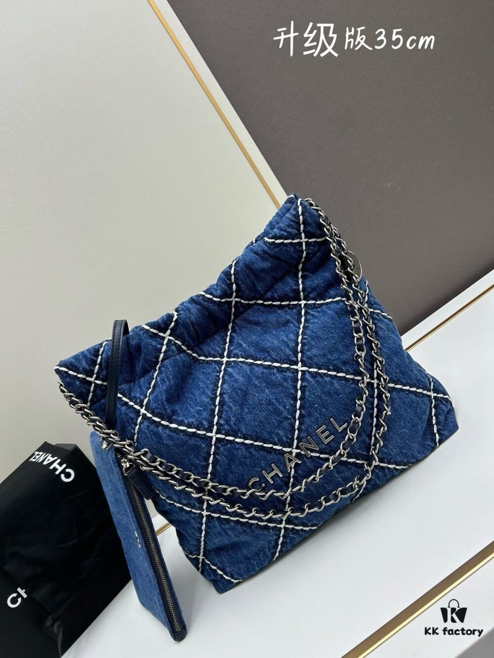 Upgraded! Champion Quality ⭐️⭐️⭐️ 24S Denim 22bag CHANEL 24S Denim Series, Jennie's Same Style Trash Bag – New Member of the 22bag Family with Rivets, This Season's Most Beautiful Denim Collection!