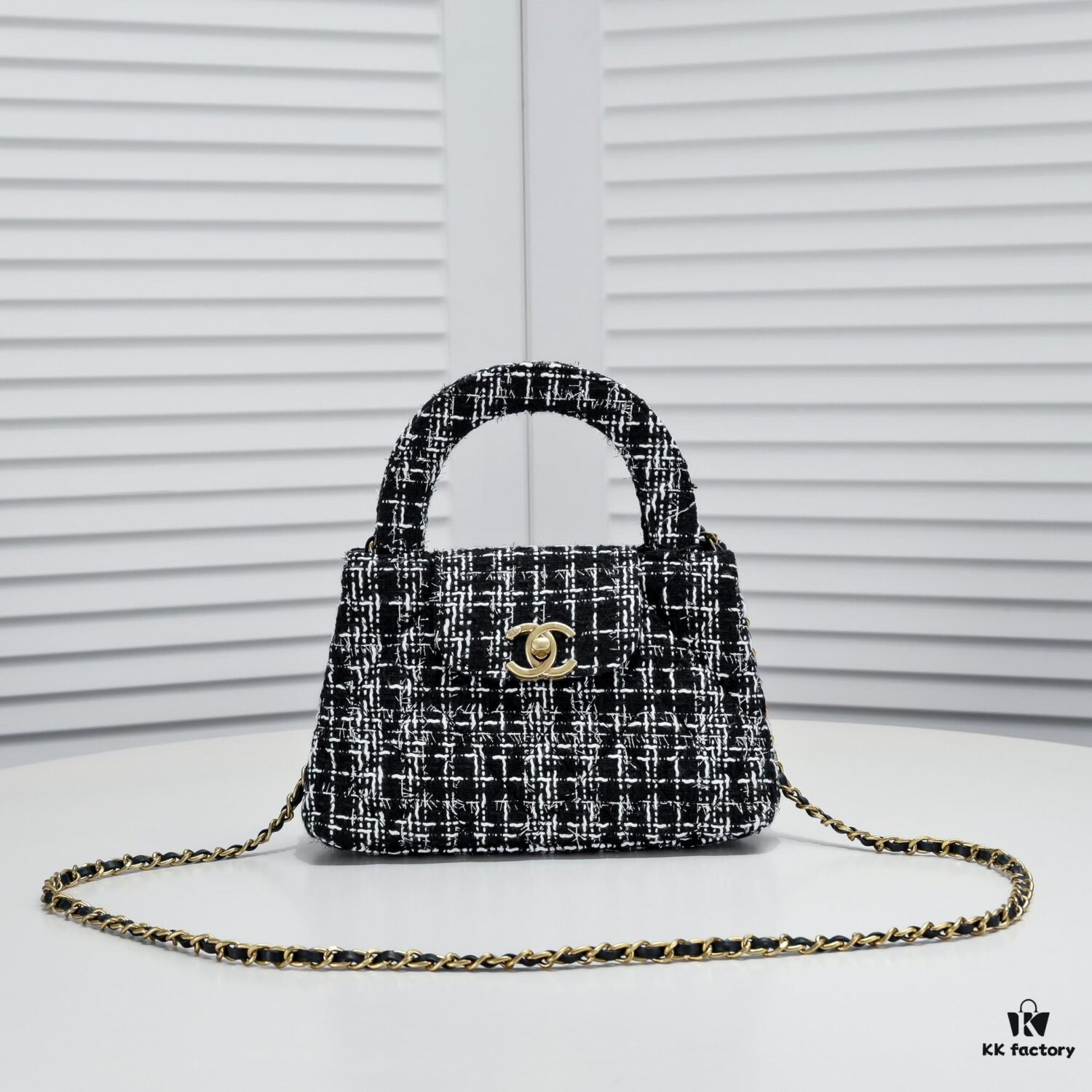 Chanel New Arrival 6170 - Beauty Inspired by the Iconic Camellia Flower