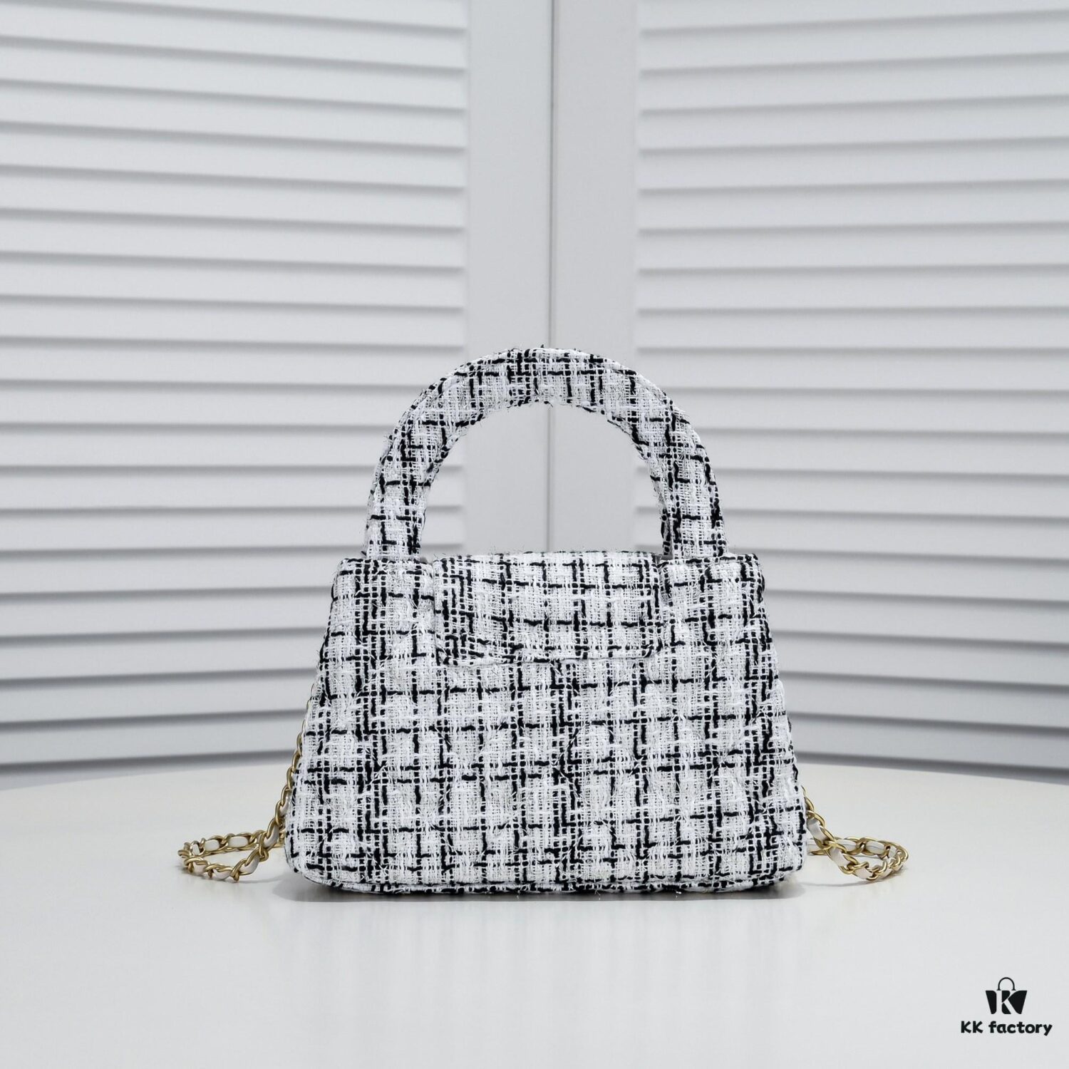 Chanel New Arrival 6170 - Beautiful Tweed Handbag Inspired by Camellia Motif from Fall/Winter 23/24 Collection